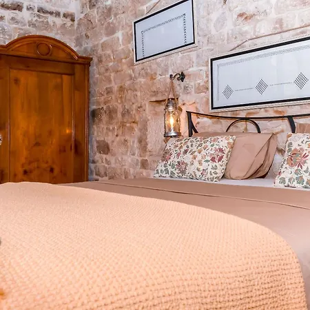 House Morski Brk Дом отдыха Трогир