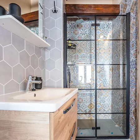 House Morski Brk Трогір
